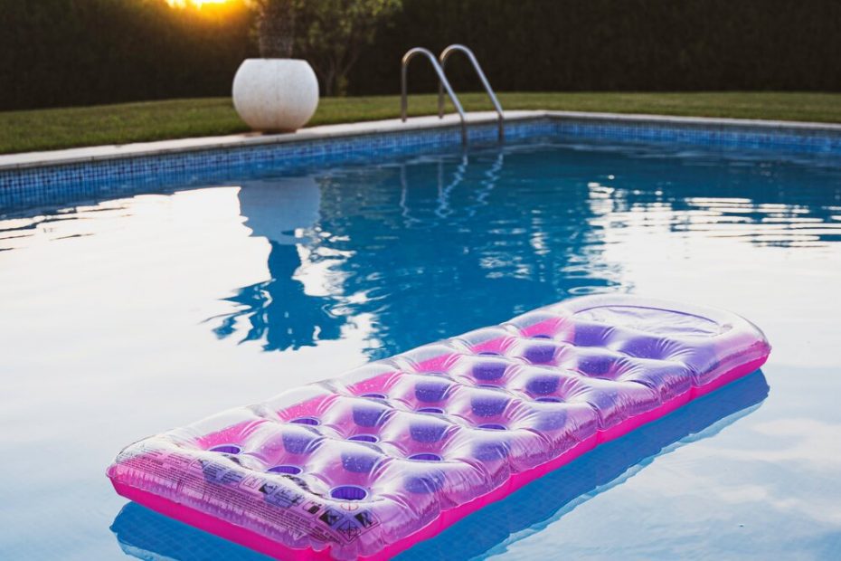 A beautiful swimming pool